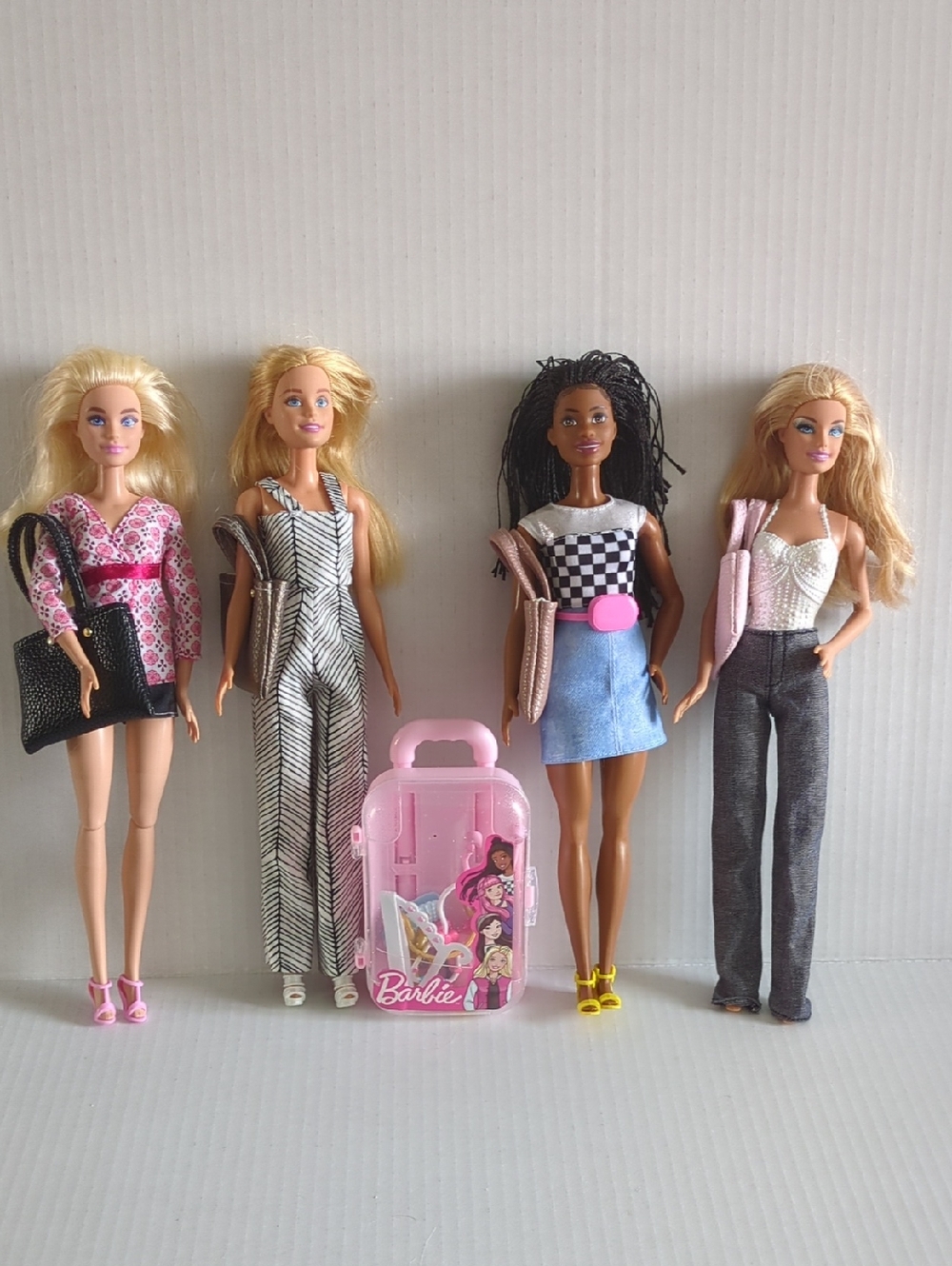 Barbie Fashion Dolls with Pink Travel Case